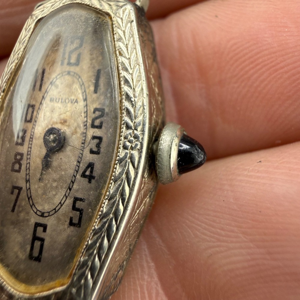 Vintage Bulova Woman's Watch Silver Tone 6" Does Not Wind Or Tick - Picture 5 of 14